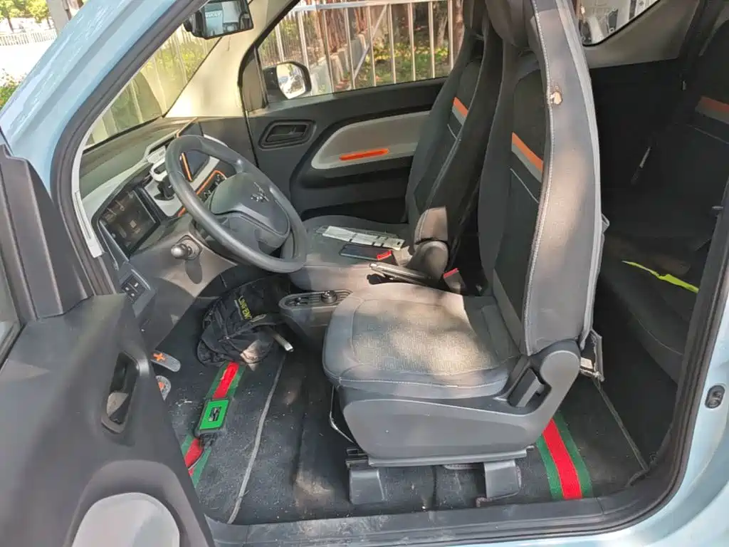 Wuling MINIEV — миниатюра 15
