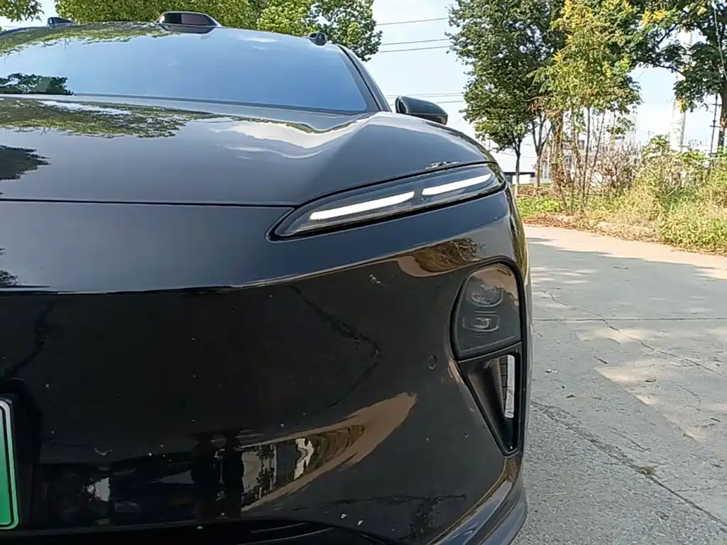 NIO ET5T — миниатюра 24