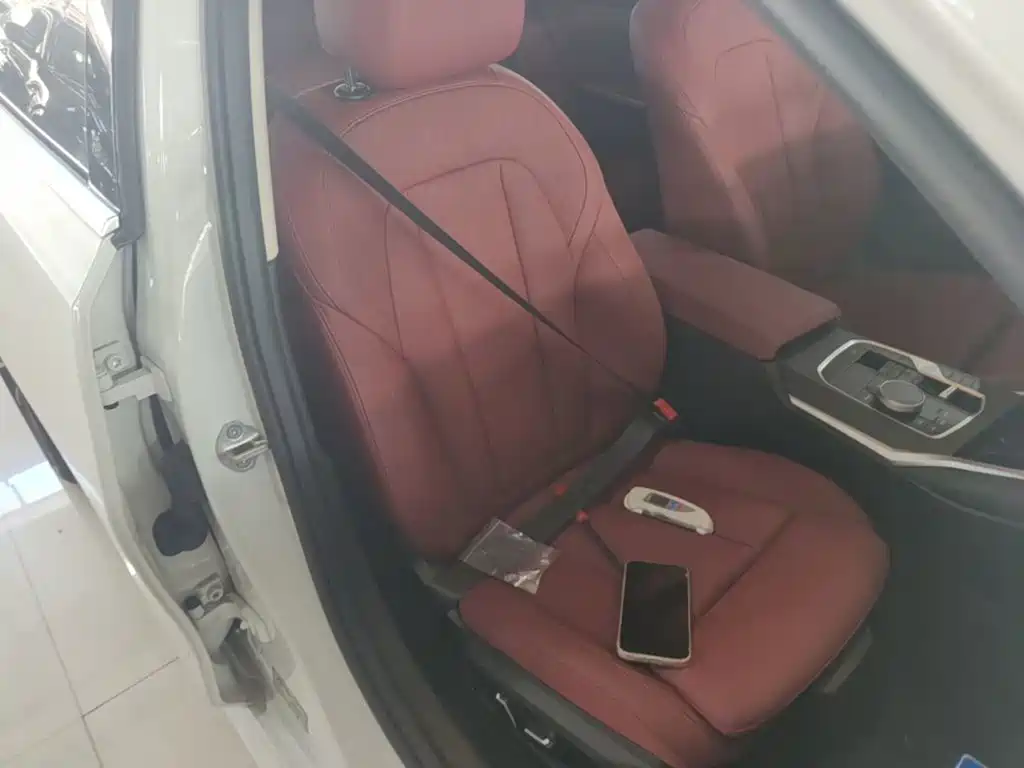 BMW 3 Series — миниатюра 25