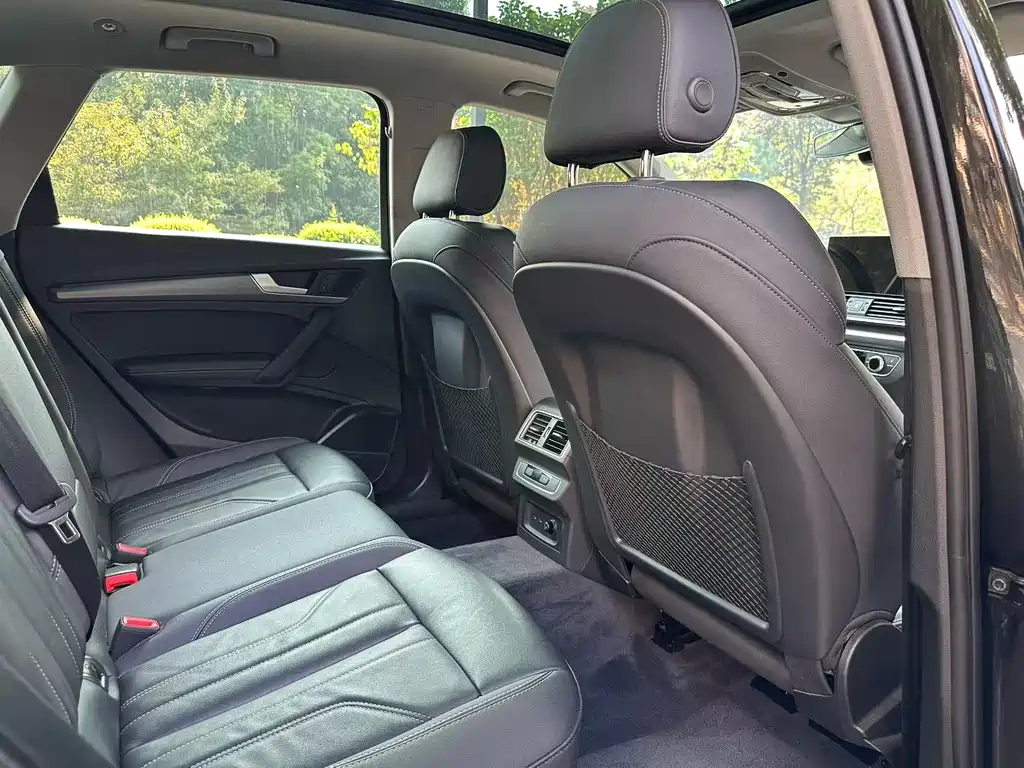 Audi Q5L — миниатюра 8