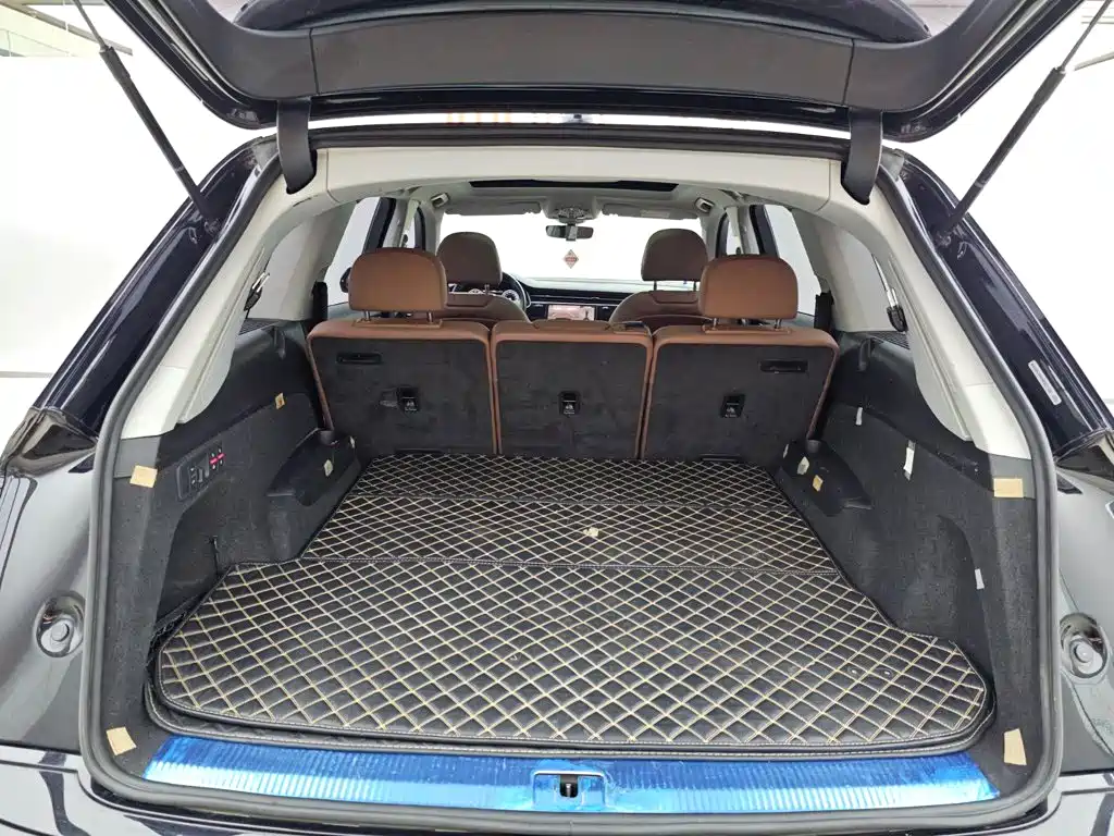 Audi Q7 — миниатюра 15