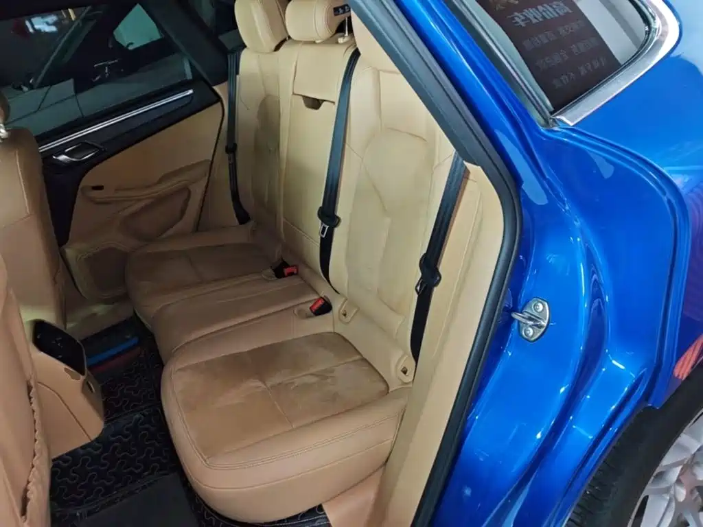Porsche Macan — миниатюра 17