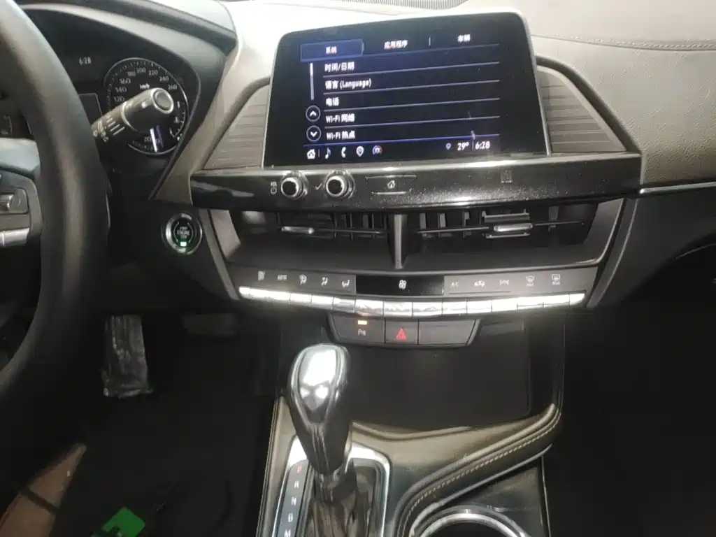 Cadillac CT4 — миниатюра 10