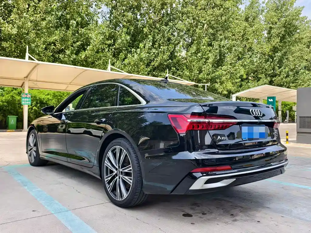 Audi A6L — миниатюра 9