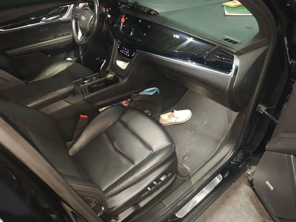Cadillac XT6 — миниатюра 20