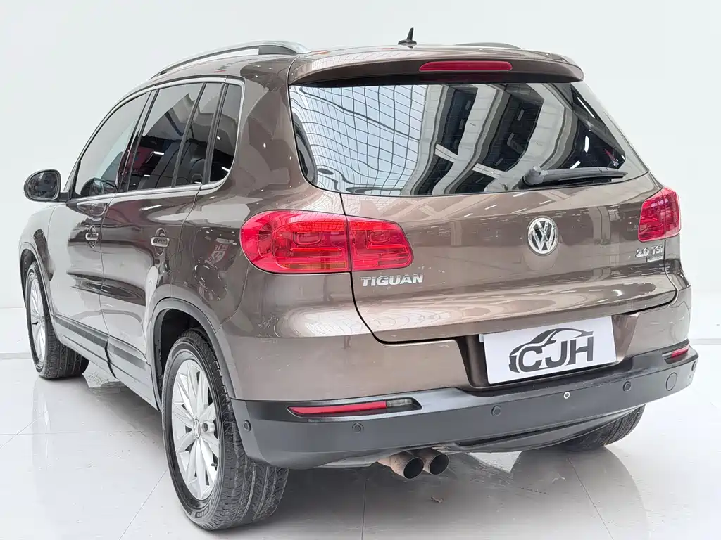 Volkswagen Tiguan 2012 2.0TSI Luxury