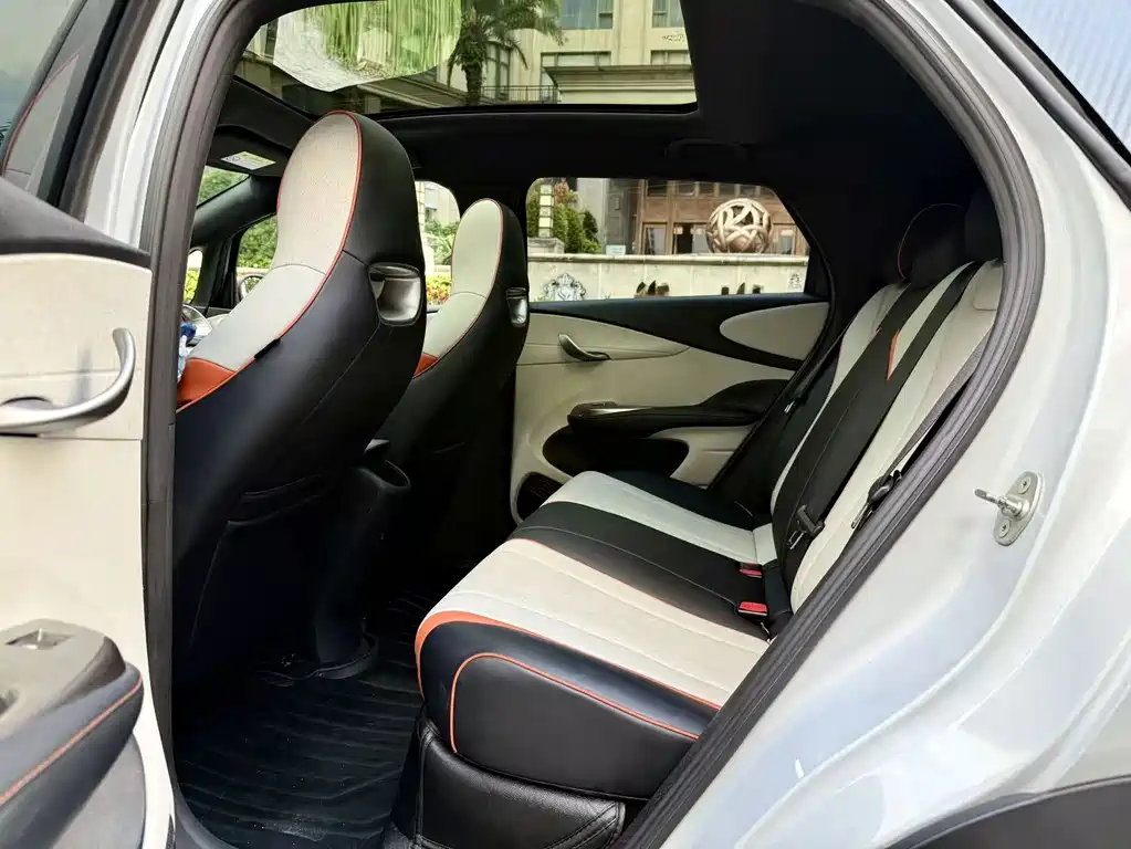 BYD Dolphin — миниатюра 9