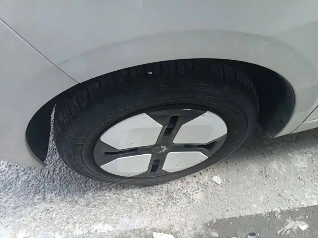 Wuling MINIEV — миниатюра 23
