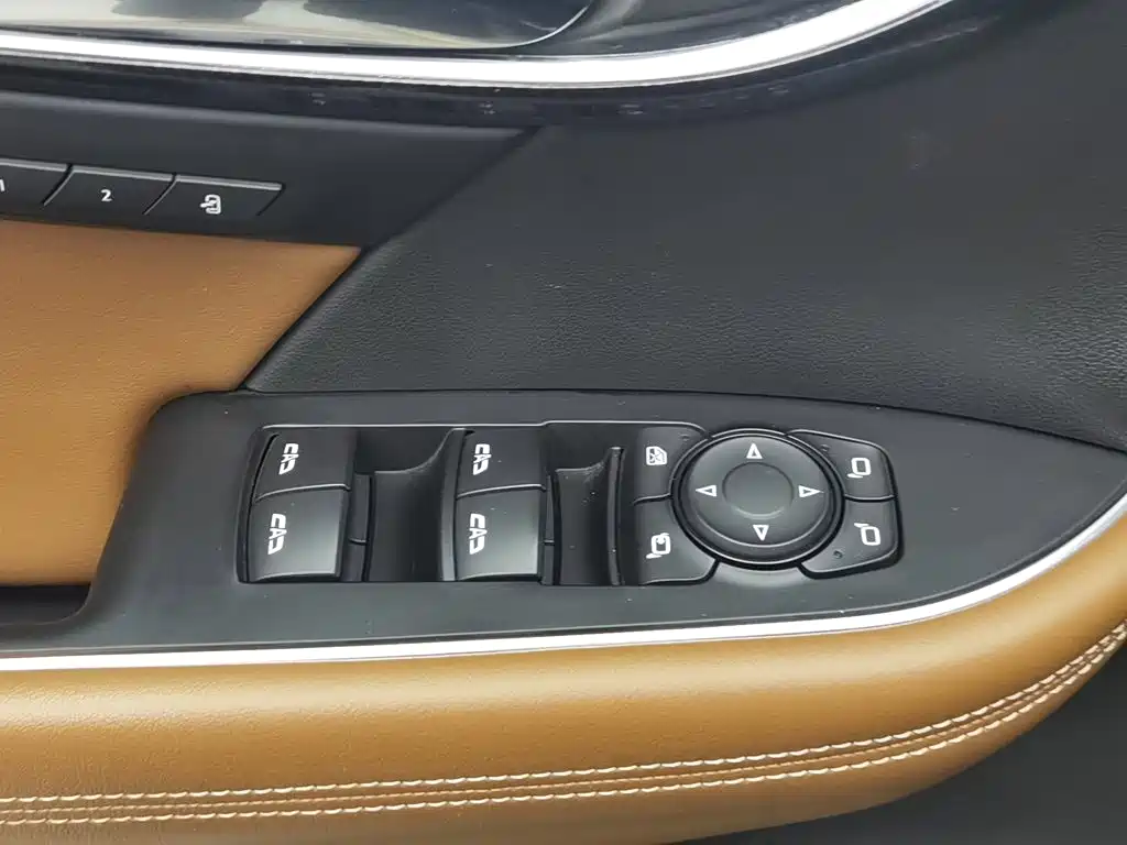 Buick Envision S — миниатюра 9