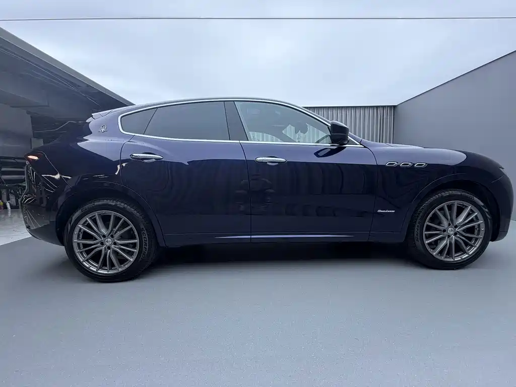 Maserati Levante — миниатюра 4