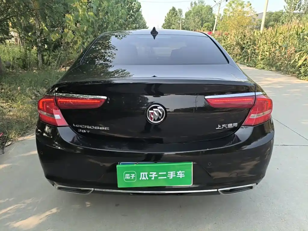 Buick LaCrosse — миниатюра 6