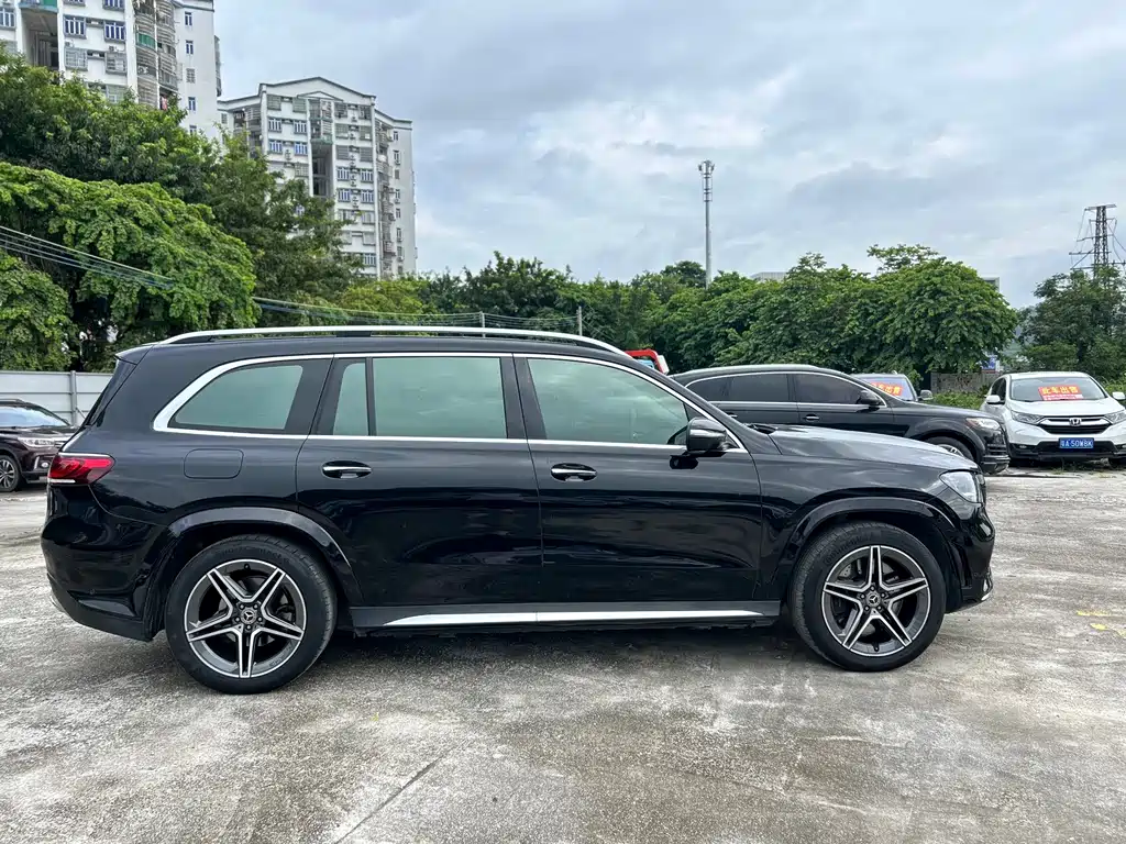 Mercedes-Benz GLS — миниатюра 8