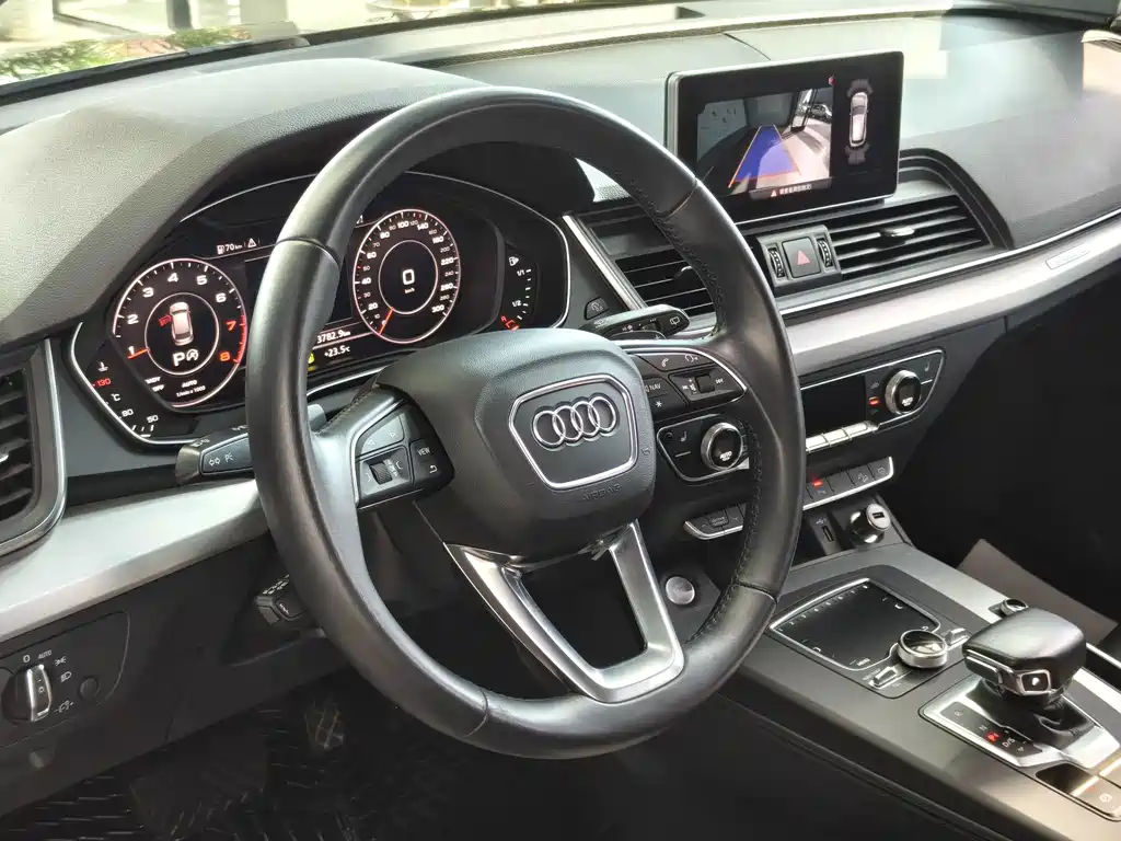 Audi Q5L — миниатюра 8