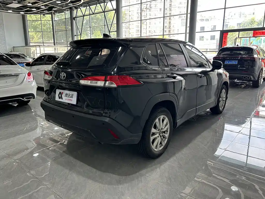 Toyota Corolla Cross — миниатюра 4
