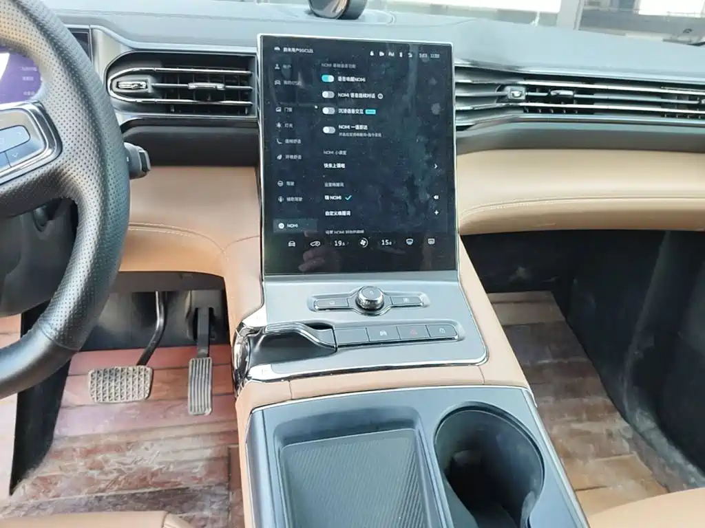 NIO ES6 — миниатюра 13