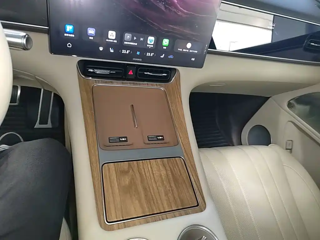 AITO AITO M7 — миниатюра 14
