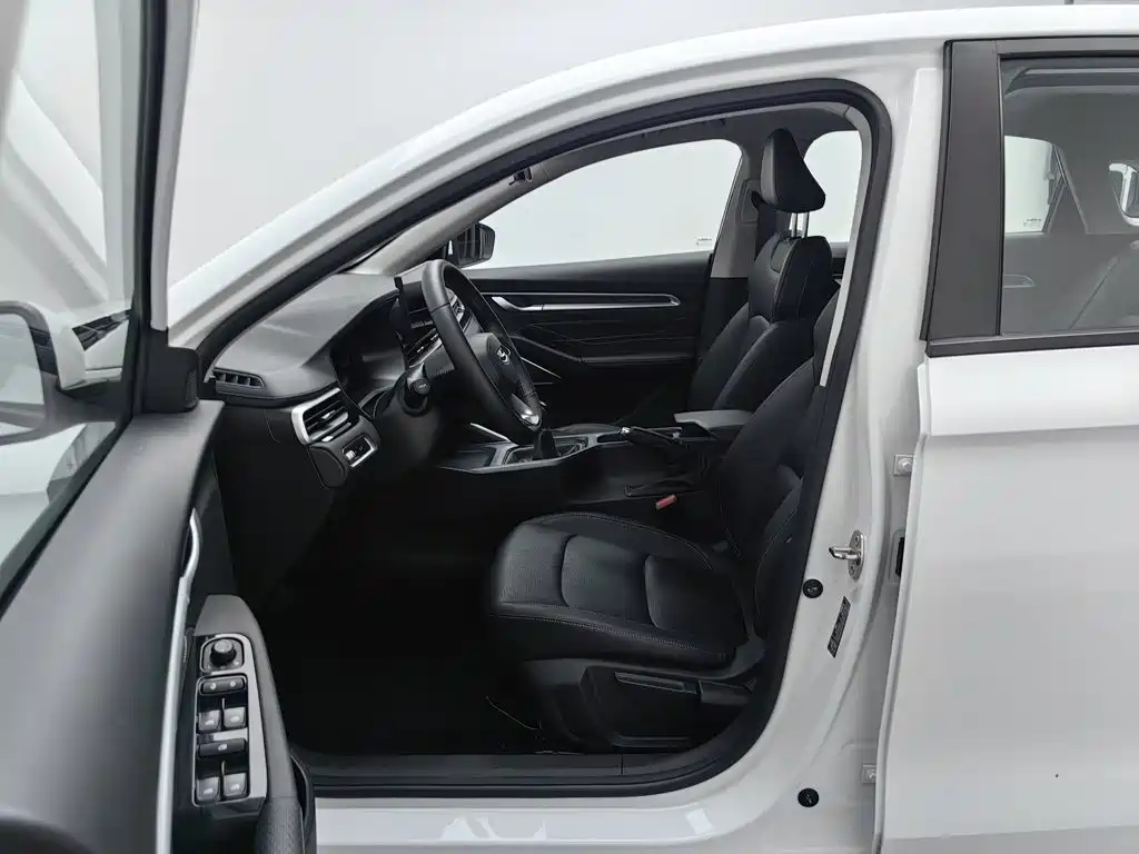 Geely Emgrand — миниатюра 10