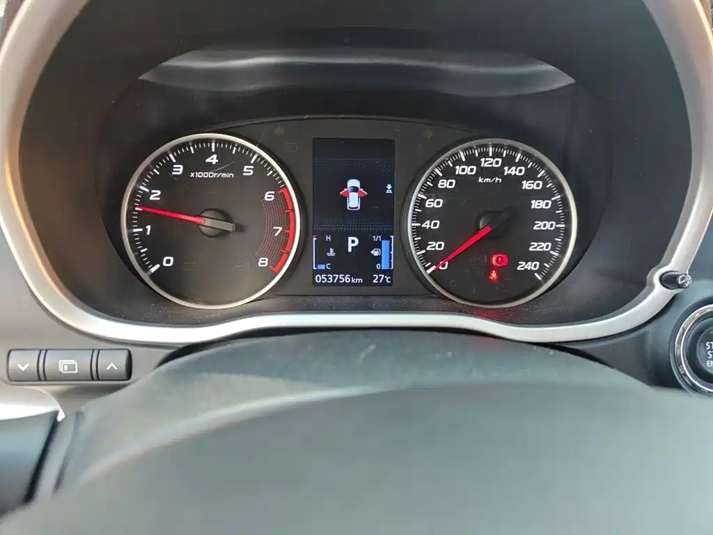 Mitsubishi Eclipse Cross — миниатюра 9