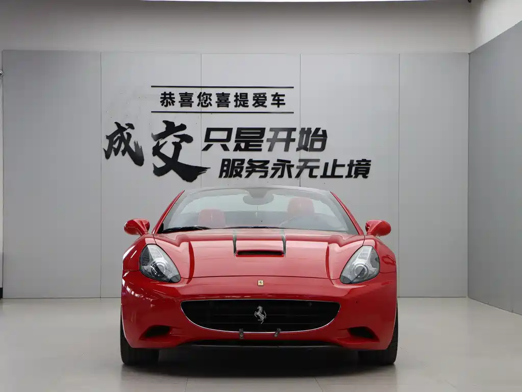 Ferrari California T 2012 4.3L