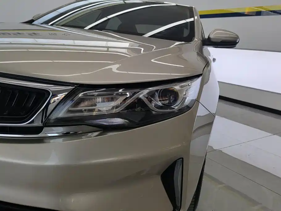 Geely Emgrand GL — миниатюра 5