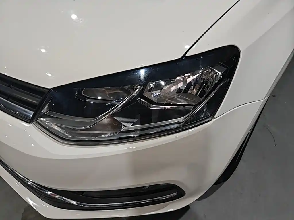 Volkswagen Polo — миниатюра 24