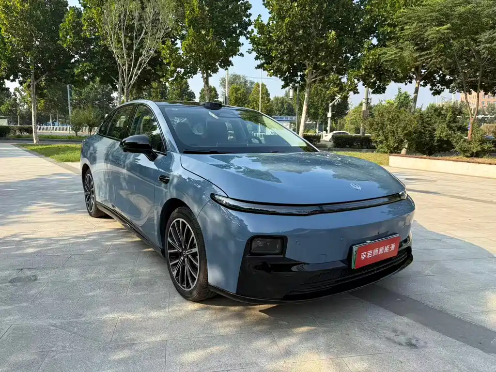 Leapmotor Leapmotor B01 — миниатюра 3