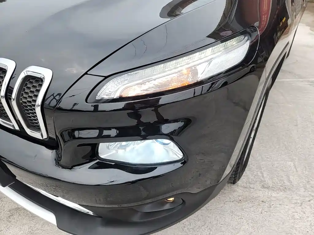 Jeep Cherokee — миниатюра 24