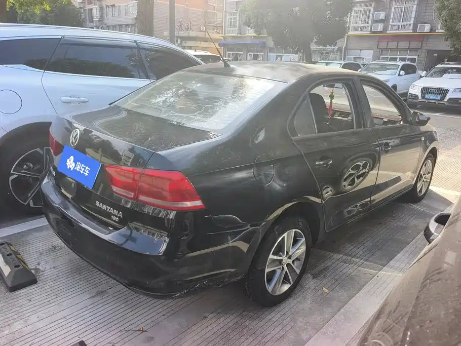 Volkswagen Santana — миниатюра 3