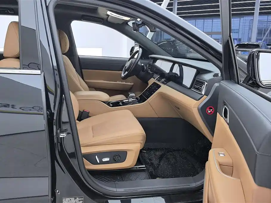 Li Auto ONE 2020 6 мест