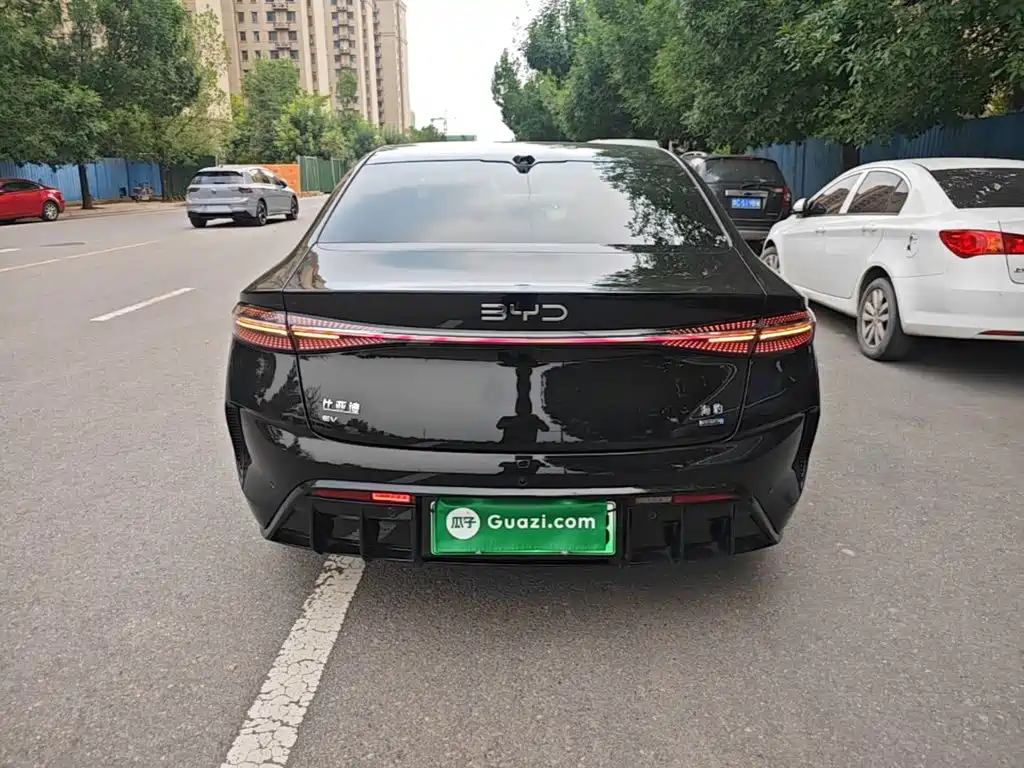 BYD Seal 2025 650