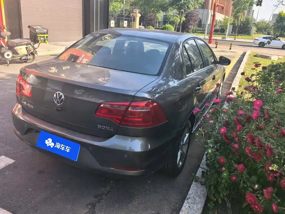 Volkswagen Bora — миниатюра 3