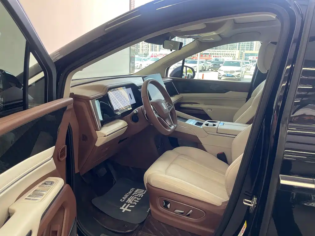 BYD Xia — миниатюра 13
