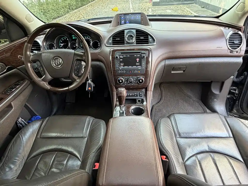 Buick Enclave — миниатюра 9