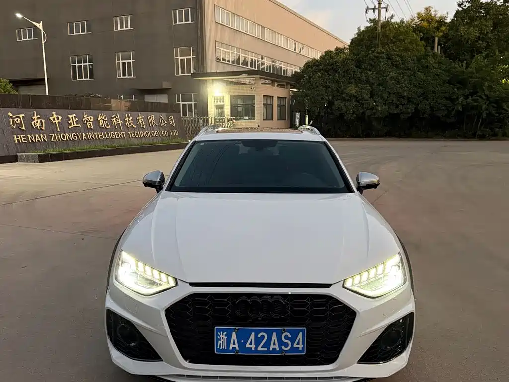 Audi A4 (Import) — миниатюра 2