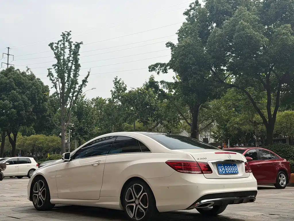 Mercedes-Benz E-Class E 2014 E 200