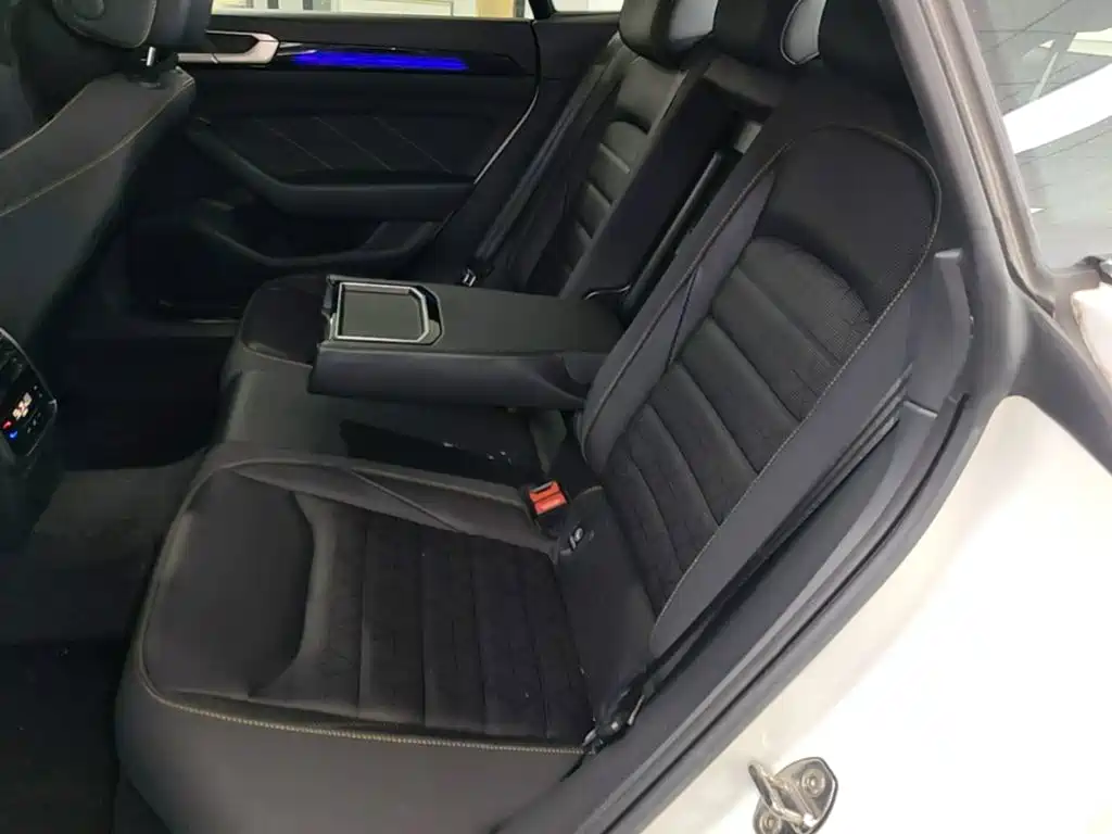 Volkswagen CC — миниатюра 17