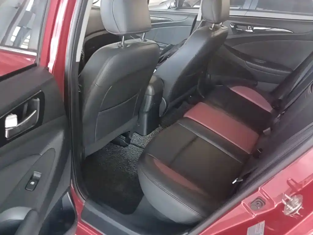 Changan Eado XT — миниатюра 17