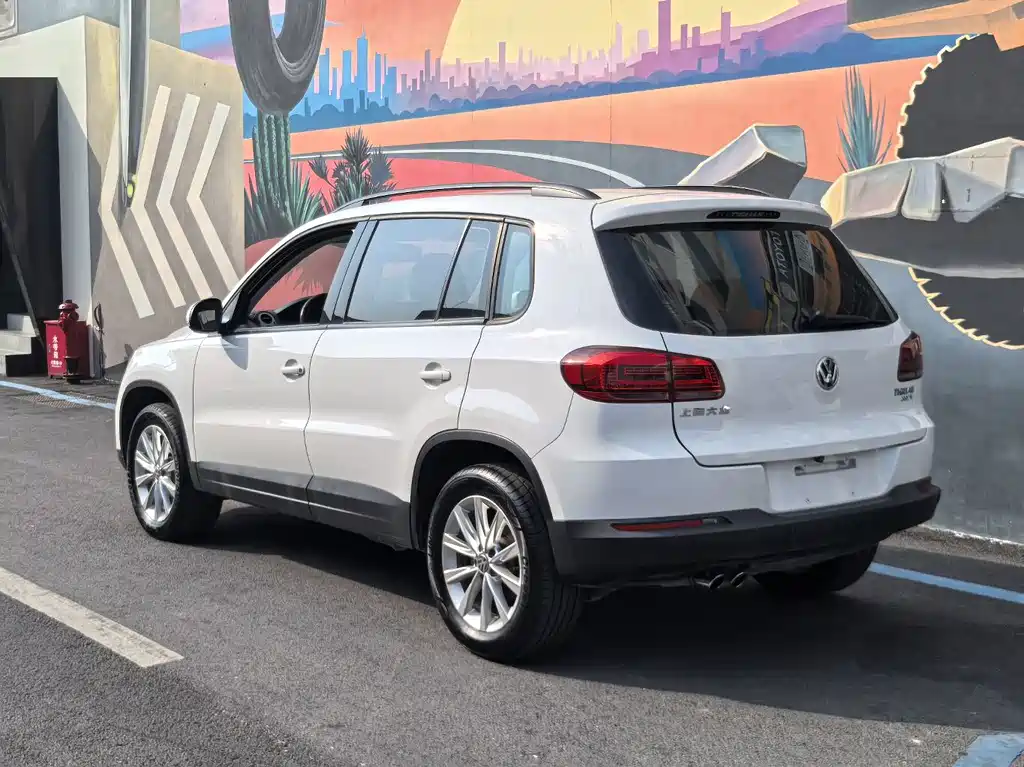 Volkswagen Tiguan — миниатюра 9