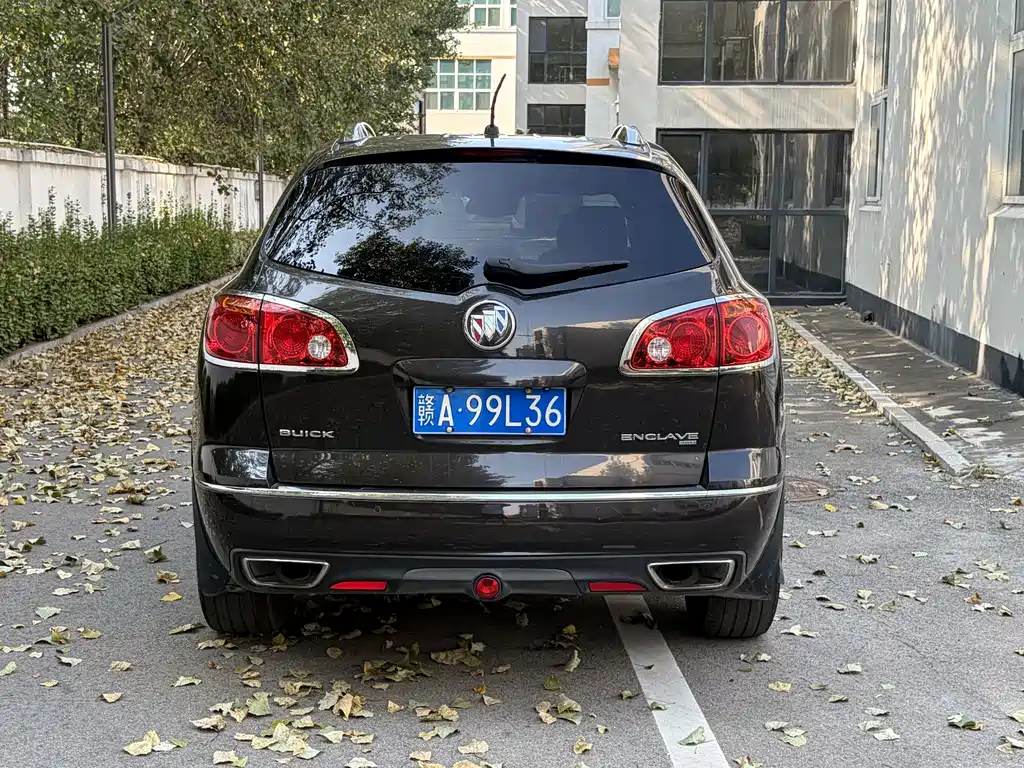 Buick Enclave — миниатюра 4