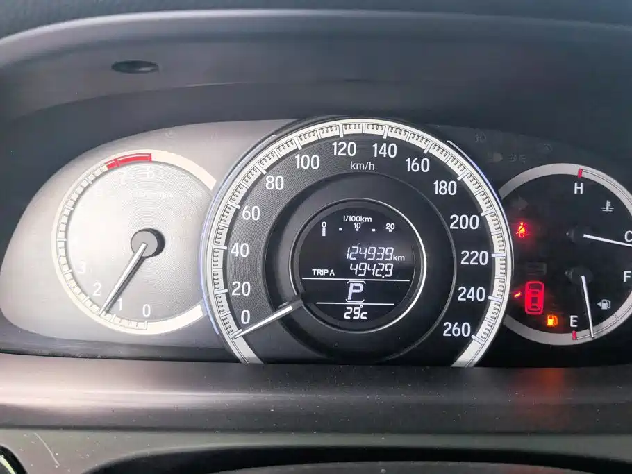 Honda Accord — миниатюра 14