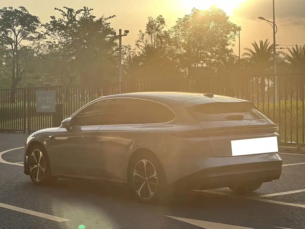 NIO ET5T — миниатюра 6