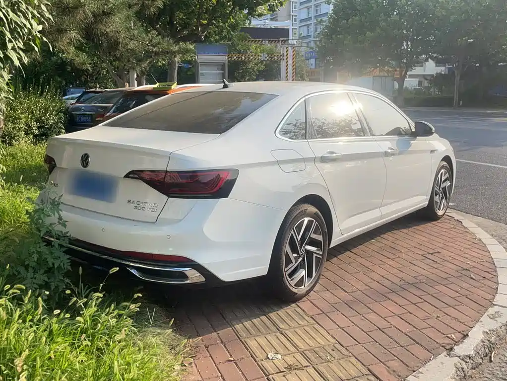 Volkswagen Sagitar — миниатюра 10