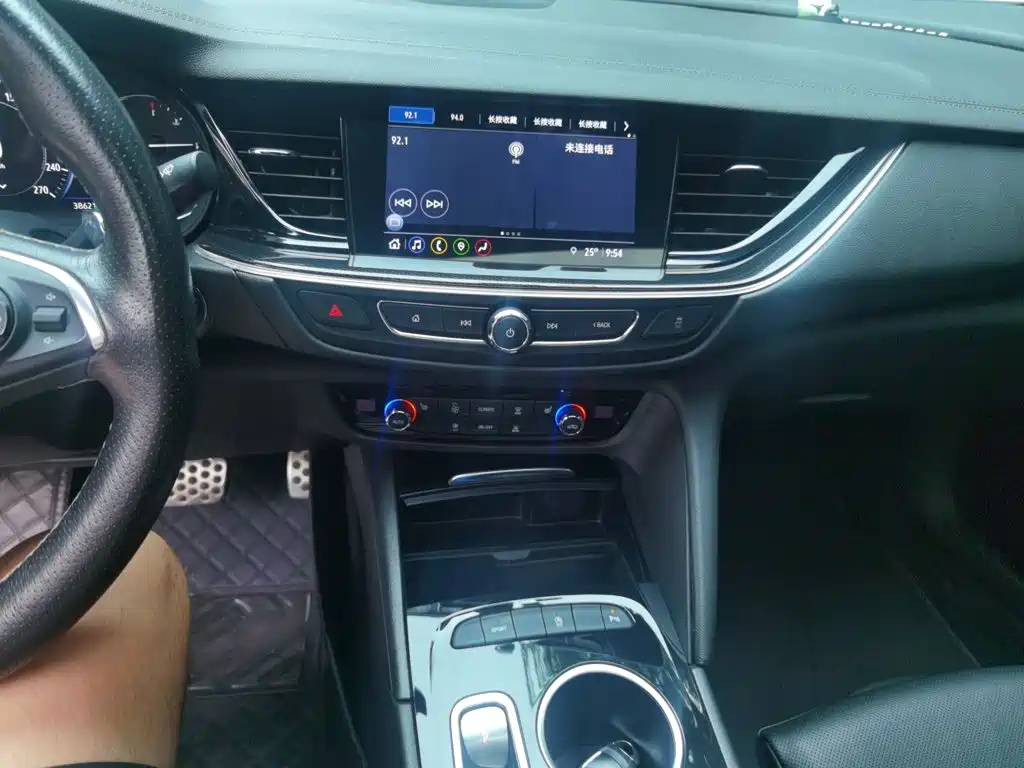 Buick Regal — миниатюра 14
