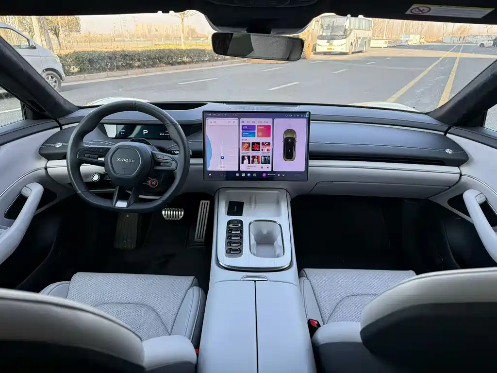 XIAOMI CAR XIAOMI SU7