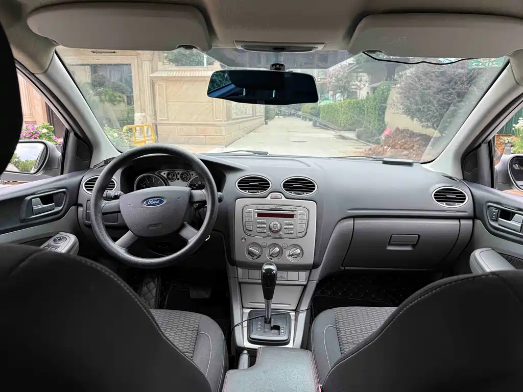 Ford Focus — миниатюра 5