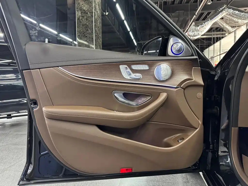 Mercedes-Benz E-Class E 2020 E 300 L Fashion