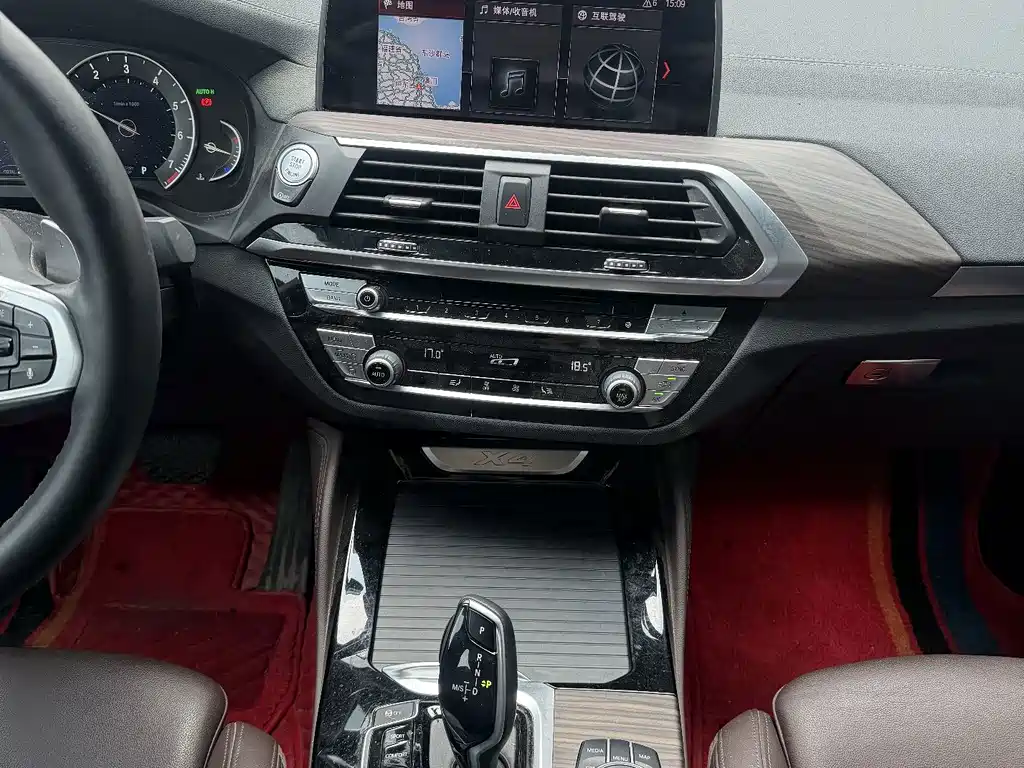 BMW X4 — миниатюра 16