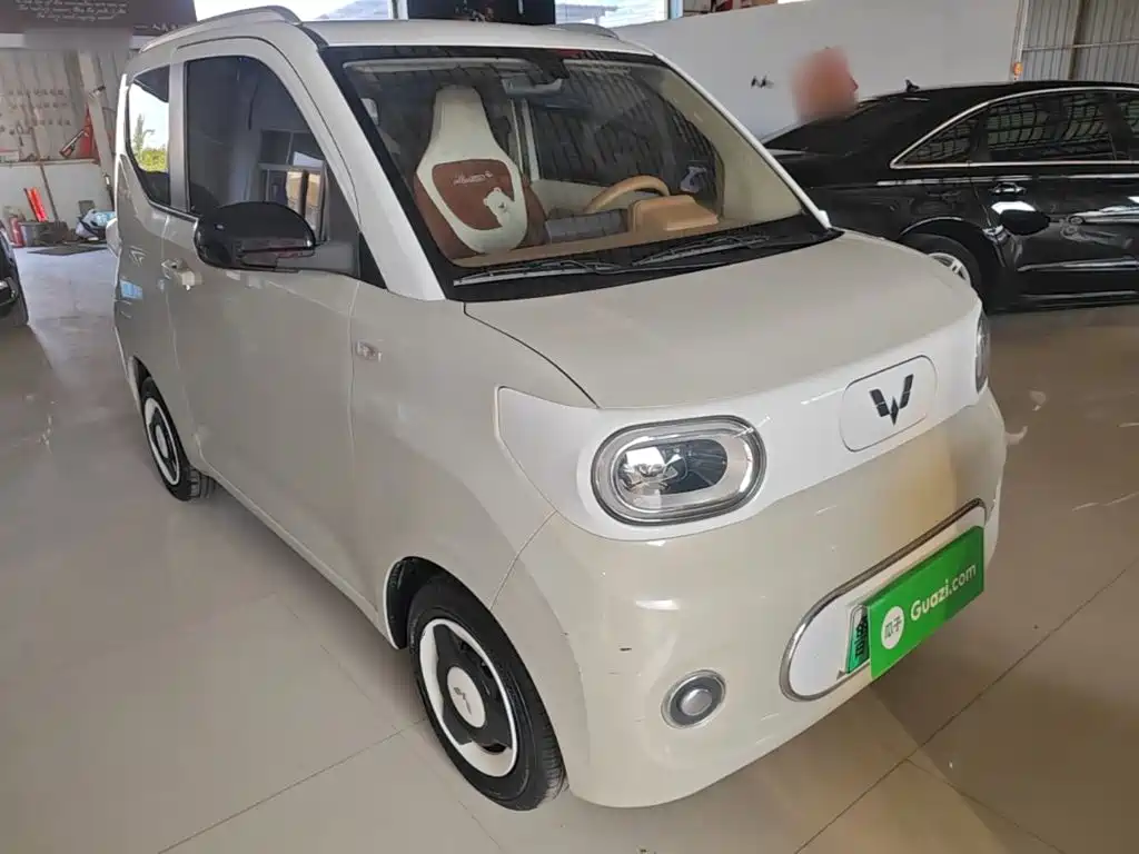 Wuling MINIEV — миниатюра 4