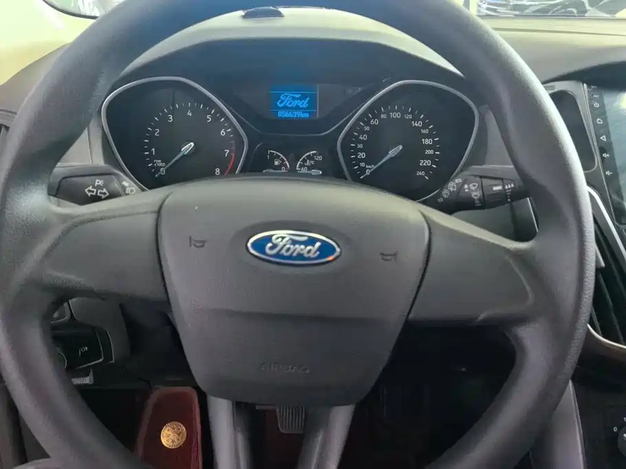 Ford Focus — миниатюра 15