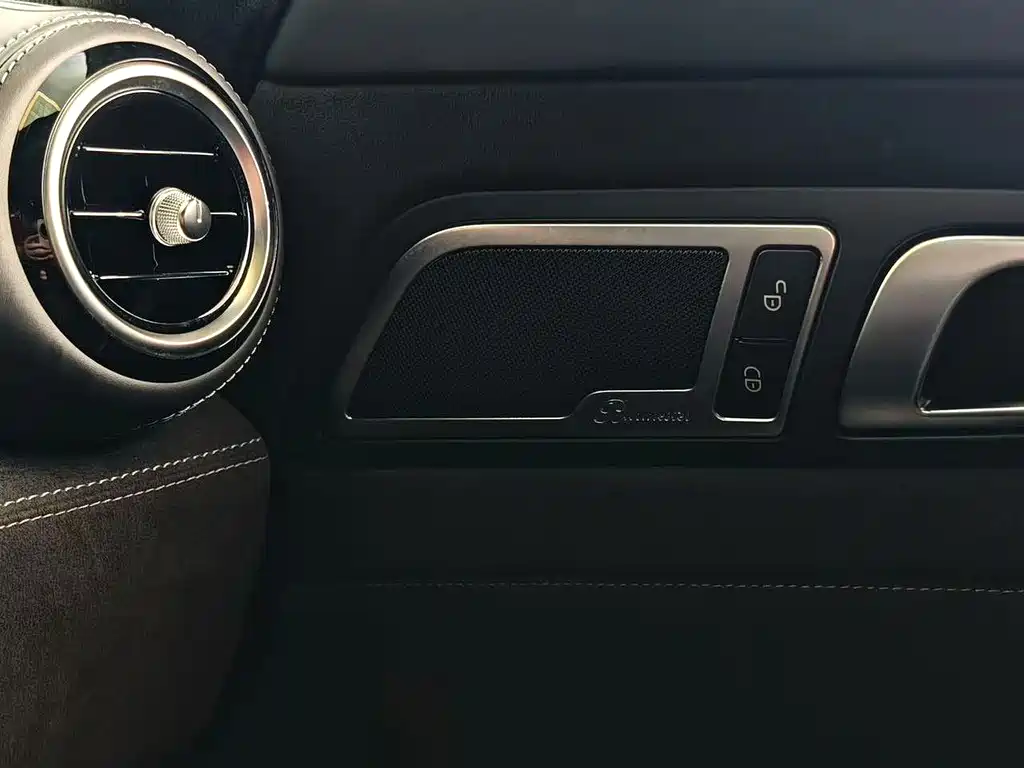 Mercedes-Benz AMG GT — миниатюра 6
